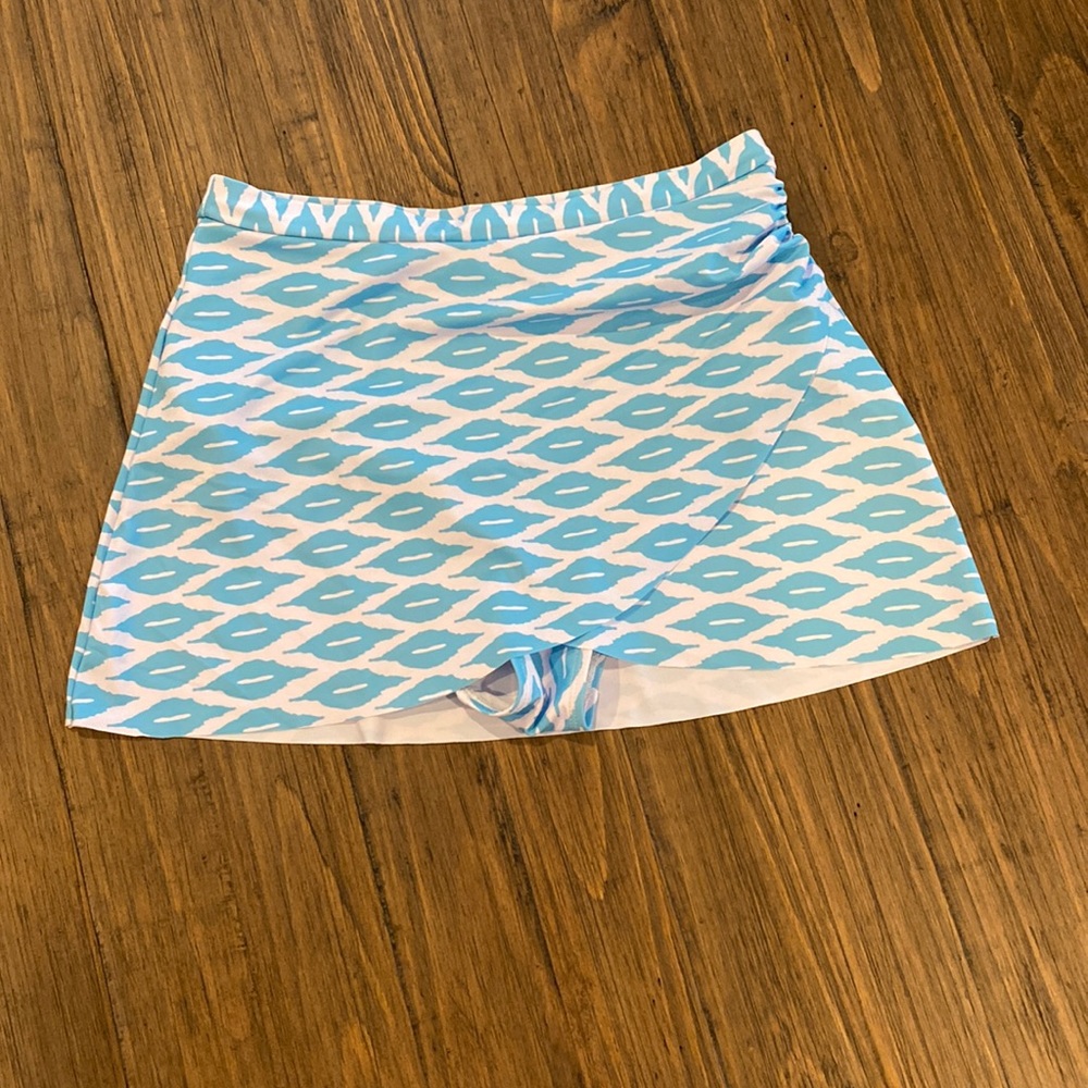 NWOT blue print bathing suit skirt
